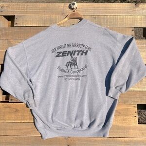 Men’s vintage 90’s/Y2K Zenith Stables sweatshirt Size XL